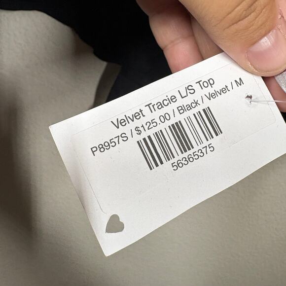 Velvet by Graham & Spencer Medium Tracie Ruched Top Black Puff Long Sleeves - Picture 7 of 10